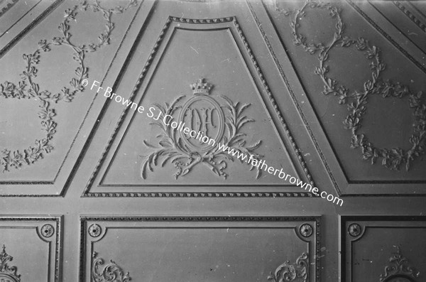 FRENCHPARK THE HOUSE DRAWING ROOM CEILING DETAIL